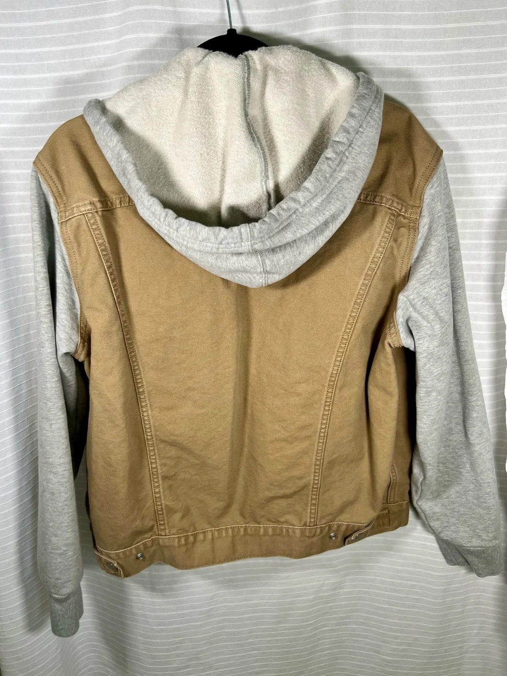 Levi's Tan hybrid hoodie Trucker Jacket with Gray Hooded Sleeves tigers eye